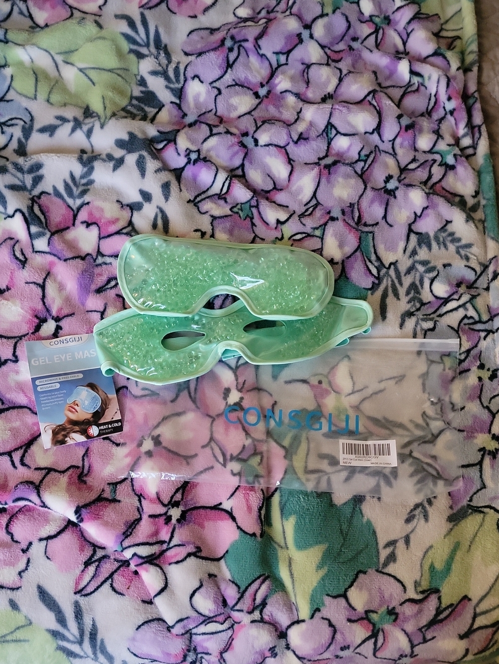 Gel Eye Mask Set in Mint Green